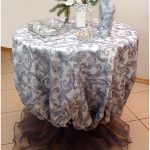 Tovaglia Jacquard di Capodanno con Gonna