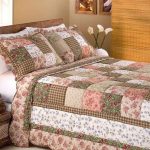 Copriletto in stile country