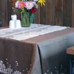Tovaglia naturale semplice per tavolo da pranzo