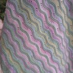 Onde multicolori per una copertina per neonati per culla o passeggino