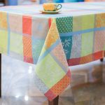 Tovaglia con jacquard impregnato di teflon