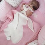 Coperta lavorata a maglia Coniglietto per bambina