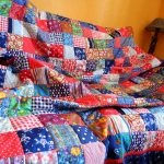 Grande trapunta patchwork multicolore per letto matrimoniale