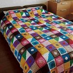 Bellissima coperta con motivi geometrici realizzata a mano