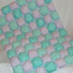 Coperta patchwork con imbottitura morbida in tecnica bonbon