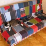 Coperta-copriletto realizzata in jeans di diversi colori