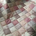 Copriletto patchwork pastello