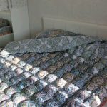 Coperta multicolore a forma di caramella per letto matrimoniale