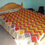 Coperta fatta a mano a zigzag tricolore