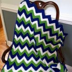 Il bianco, il blu e il verde si combinano alla perfezione in un'unica splendida coperta.