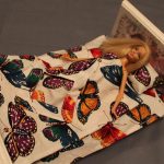 Culla Barbie con biancheria da letto a farfalla