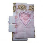 Set di biancheria da letto per bambole con cuori