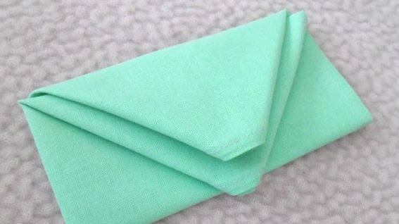 Borsa a mano con tovagliolo