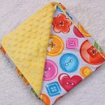 Una coperta luminosa su entrambi i lati può essere utilizzata nella culla e nel passeggino