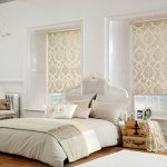 Design della camera da letto in colori chiari