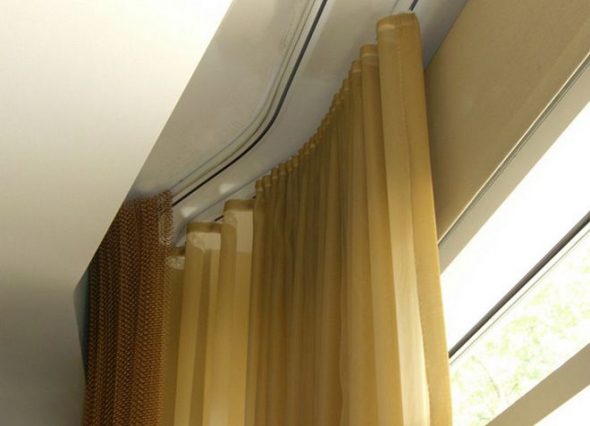 Cornice per soffitto semplice e flessibile