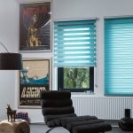 Tende a cassetta Zebra all'interno del soggiorno
