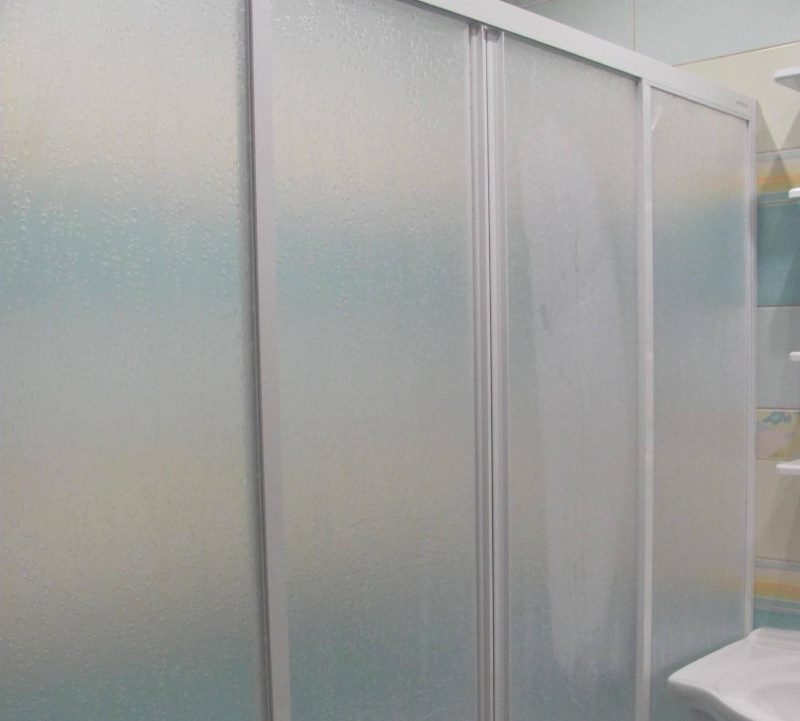 Superfici opache delle ante mobili della tenda di plastica