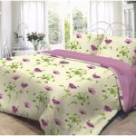 Delicato set per letto matrimoniale realizzato con le tue mani