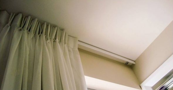 Cornice del soffitto a fila singola