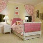 Le tende rosa in stile provenzale doneranno alla tua casa pace e comfort