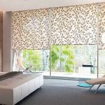 Progettazione della camera da letto con finestra panoramica