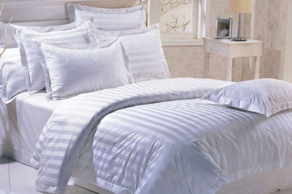 Tessuto satinato per biancheria da letto