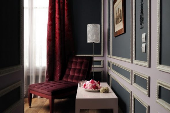 Grigio con sfumature di rosso