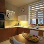Organizzazione dell'illuminazione per l'area di lavoro della cucina