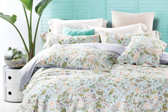 Il chintz è un tessuto molto sottile e leggero.