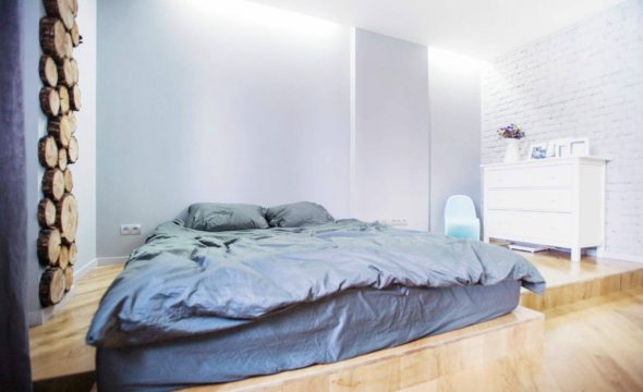 Camera da letto con podio