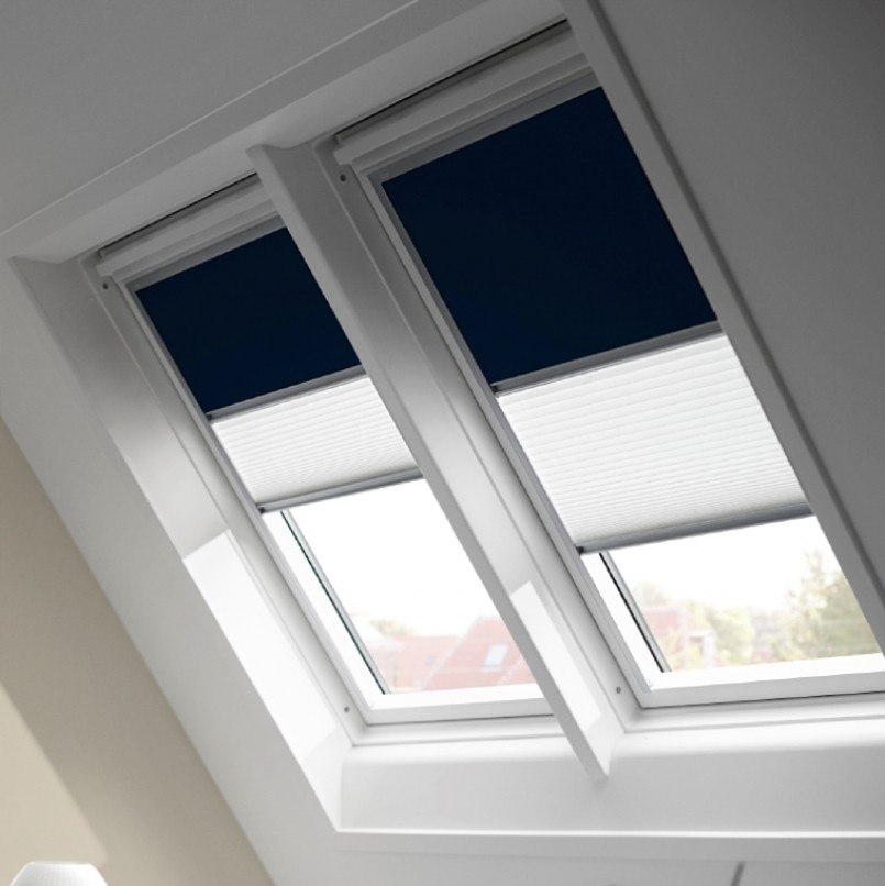 Doppie tende Velux su finestre da tetto