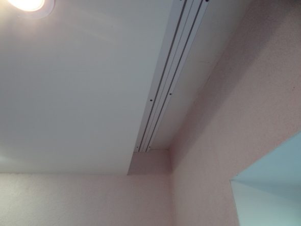 Tenda in una nicchia