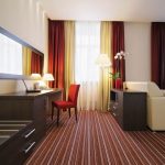 Zavese in draperije za dnevno sobo v kombinaciji s pisarno