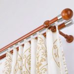 Cornice con due aste per il fissaggio di tende e tulle