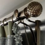 Bastone per tende in ottone con bellissime punte figurate