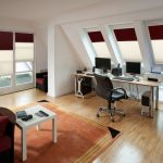 Disposizione di uno studio in soffitta