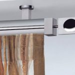 Cornice insolita per soffitto con supporto a soffitto