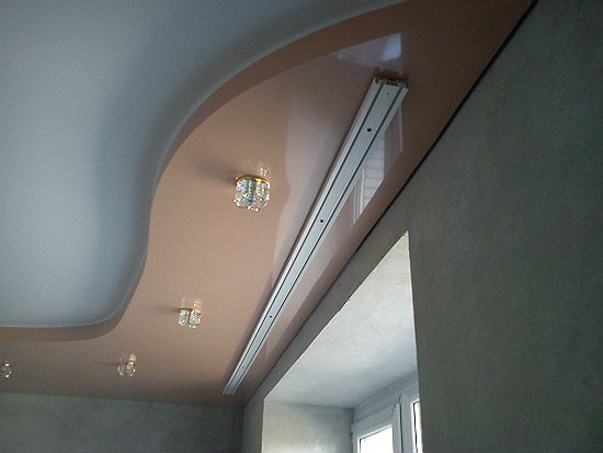 Cornice in plastica per cornice a due livelli