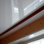 Cornice in plastica per struttura di controsoffitto