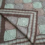 O cuvertură în tonuri delicate, realizată din elemente individuale