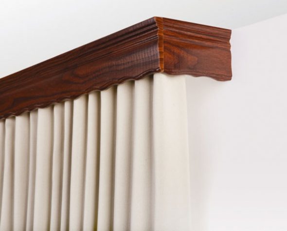 Cornice in legno