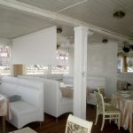 Le tende a rullo possono essere integrate nell'interno del ristorante e utilizzate come divisorio
