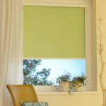 Tenda a rullo con cassonetto in poliestere