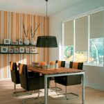 Tavolo da pranzo con piano in legno