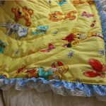 Coperta trapuntata gialla con pizzo