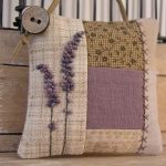 Cuscino decorativo con lavanda