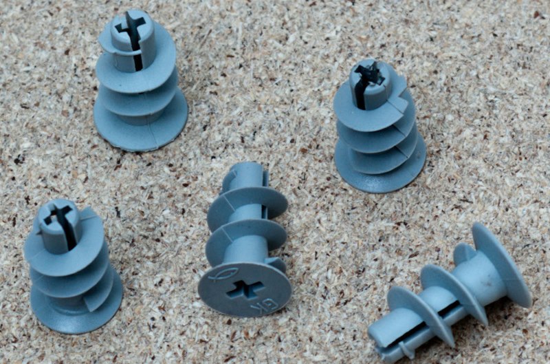 Tasselli in plastica Driva con punta smussata