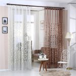 Due tulle di colori diversi su una cornice