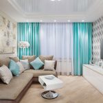 Soffitto illuminato nel soggiorno dell'appartamento